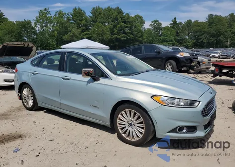 2013 Ford Fusion Se Hybrid z USA, uszkodzony, nr VIN 3FA6P0LU2DR308271